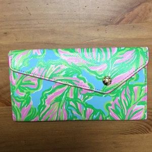 Lilly Pulitzer sunglasses case